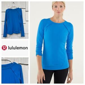 Lululemon Full Tilt Long‎ Sleeve Pullover in Cornflower Blue 10/12